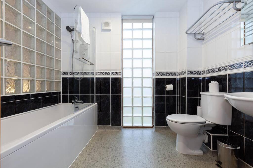 Apartment In The Heart Of The City Centre, Live Like A Local Oxford Luaran gambar