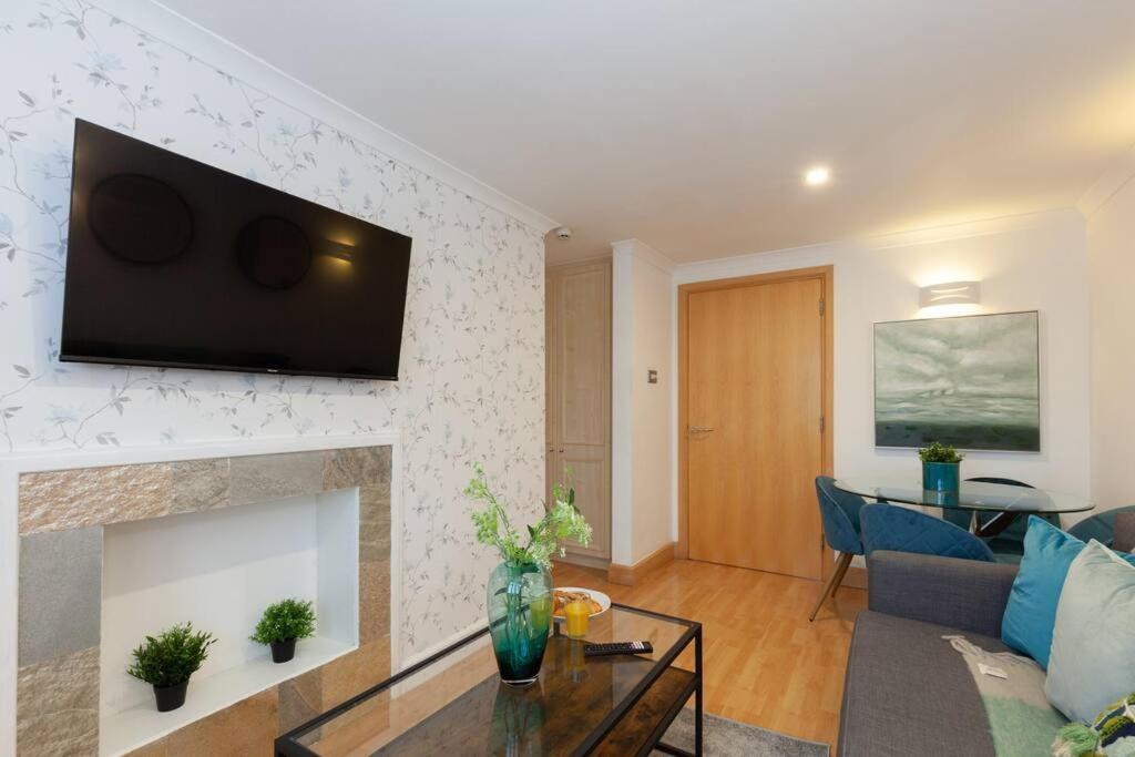 Apartment In The Heart Of The City Centre, Live Like A Local Oxford Luaran gambar