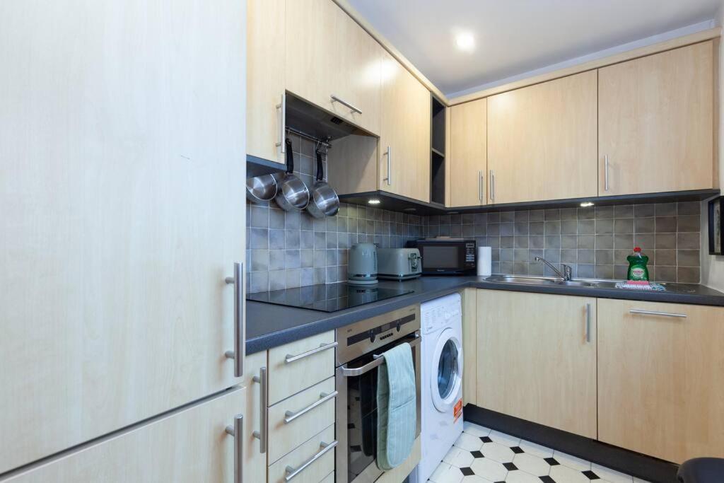Apartment In The Heart Of The City Centre, Live Like A Local Oxford Luaran gambar